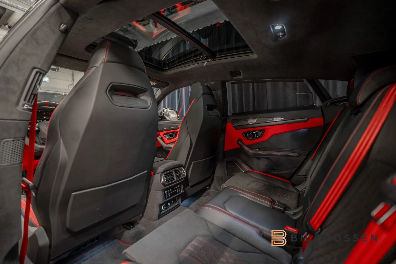 Lamborghini Urus SE, 16/23