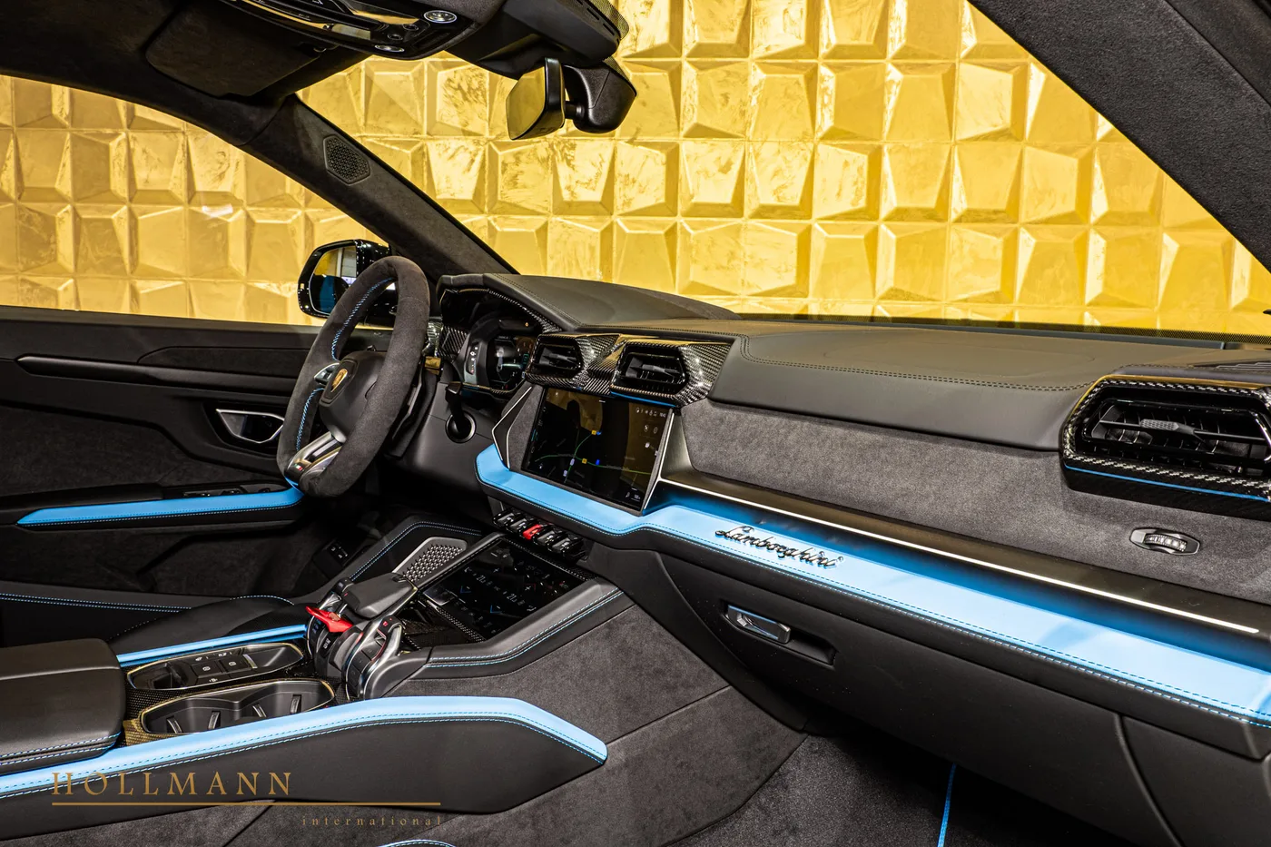 Lamborghini Urus SE proposée par un concessionnaire spécialisé à Stuhr, Allemagne, photo 16 sur 25