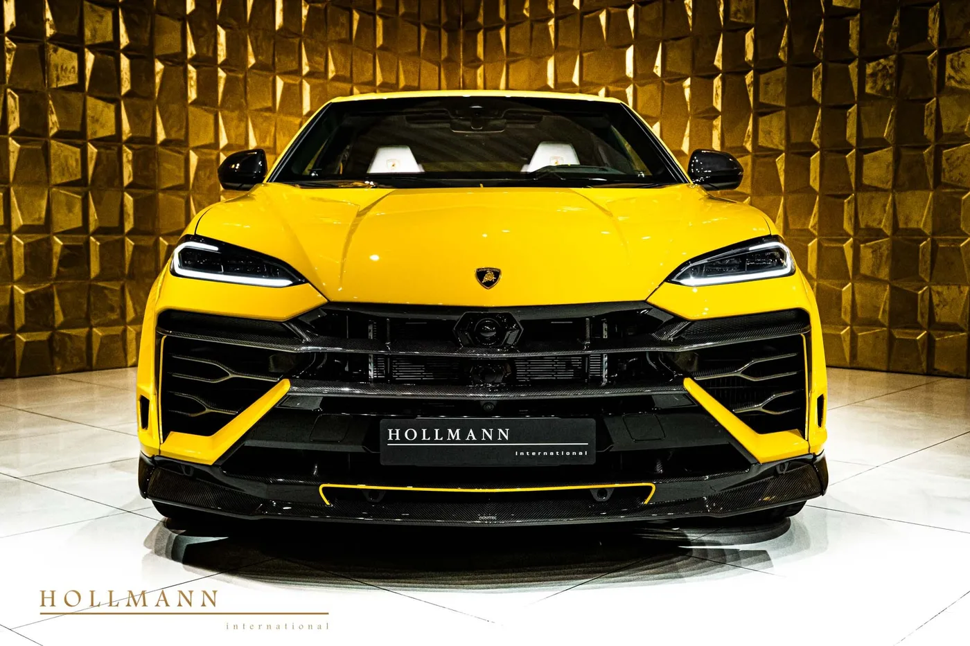 Lamborghini Urus SE proposée par un concessionnaire spécialisé à Stuhr, Allemagne, photo 3 sur 25