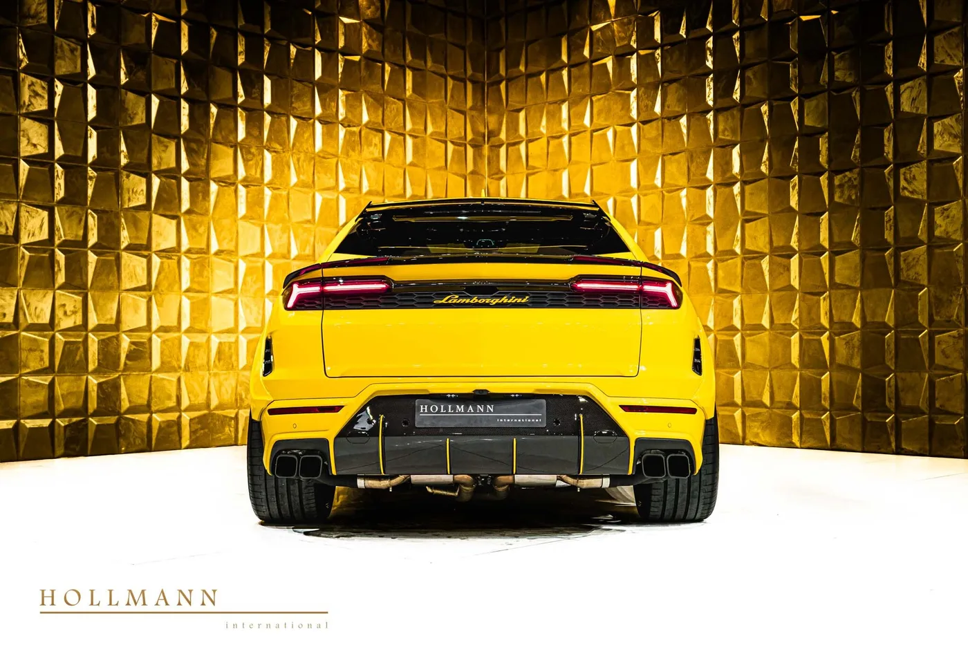 Lamborghini Urus SE proposée par un concessionnaire spécialisé à Stuhr, Allemagne, photo 9 sur 25