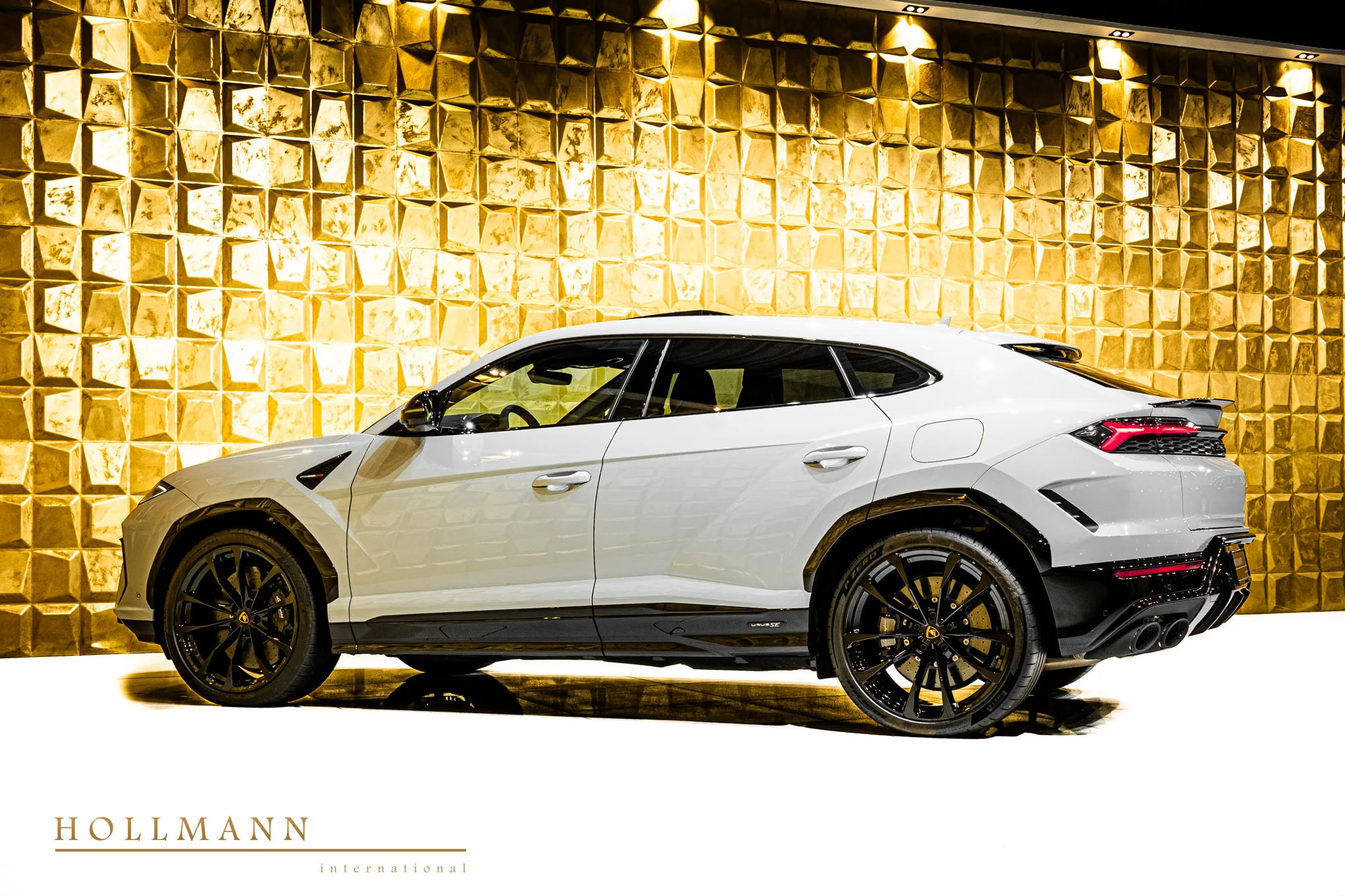 Lamborghini Urus SE, 4/26