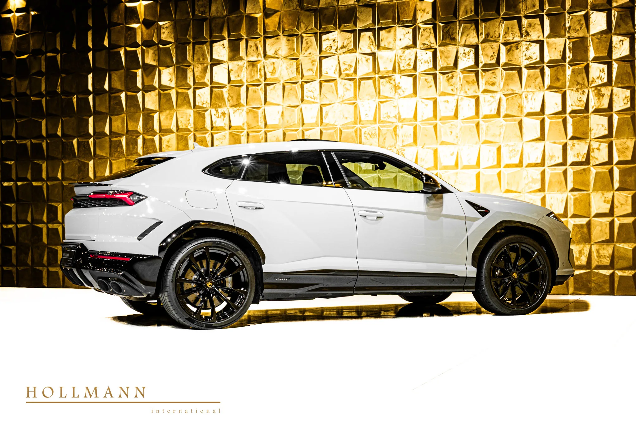Lamborghini Urus SE, 6/26