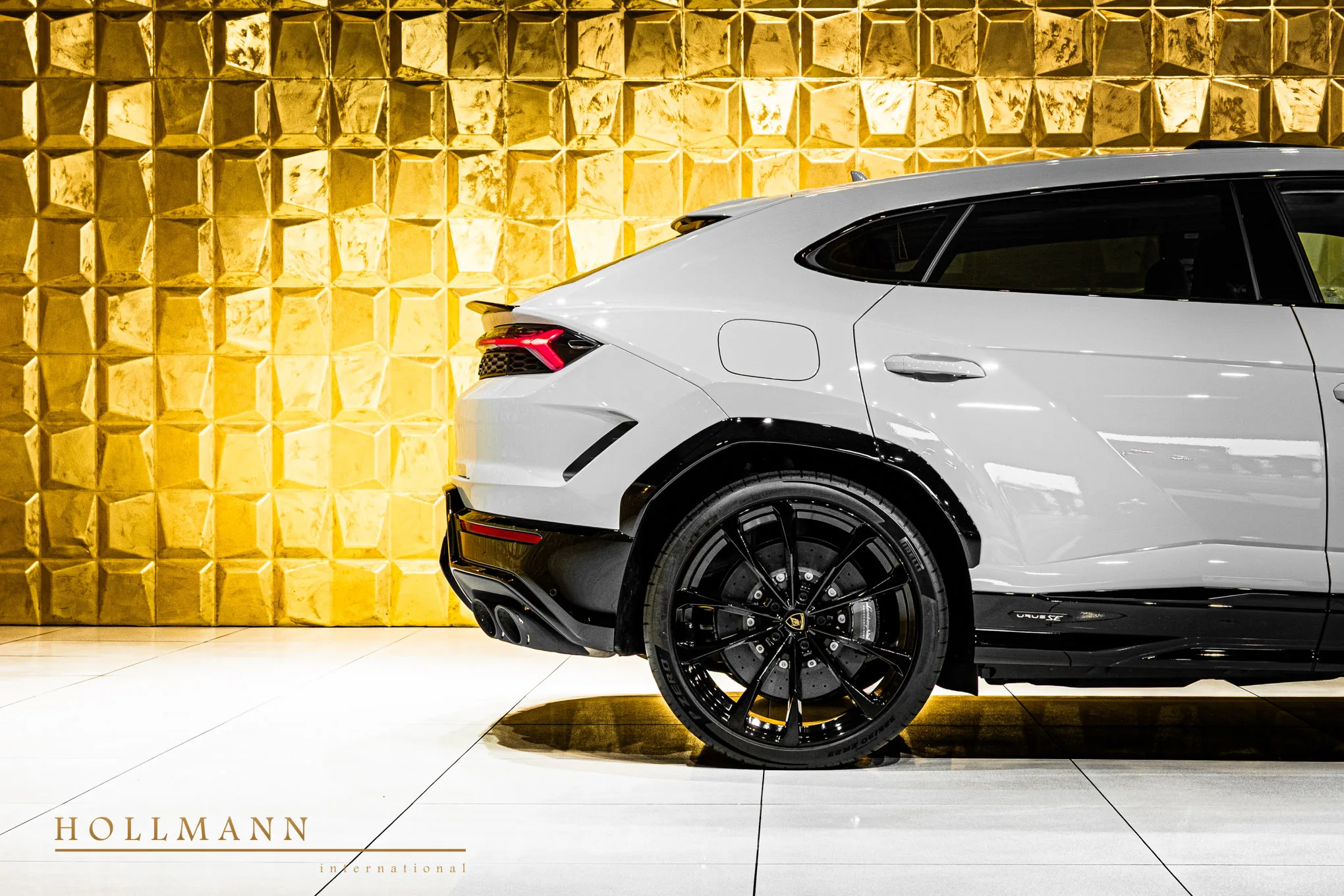 Lamborghini Urus SE, 12/26