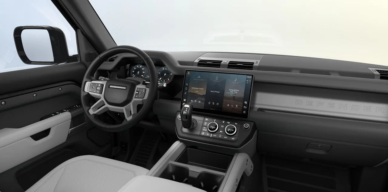 Land Rover Defender 110, 5/6