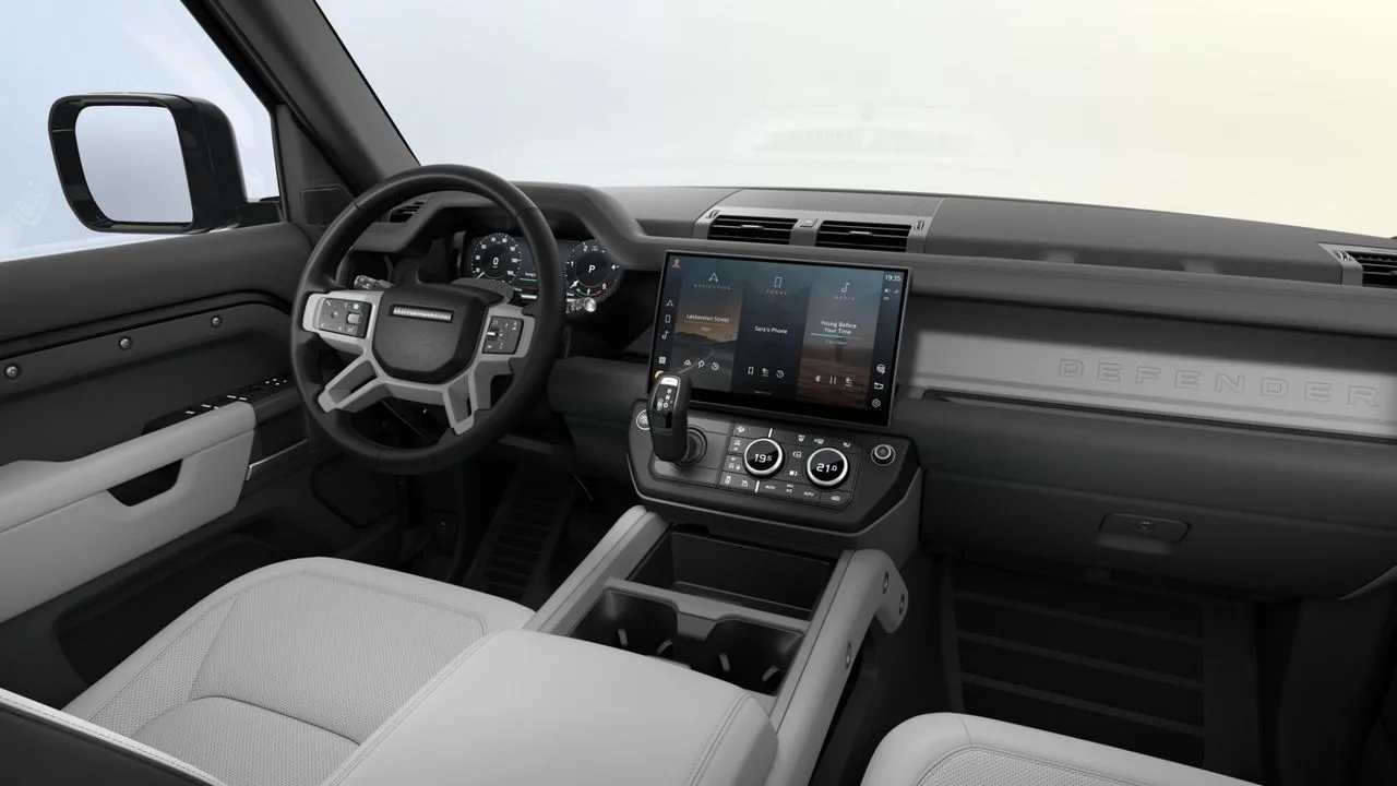 Land Rover Defender 110, 5/6