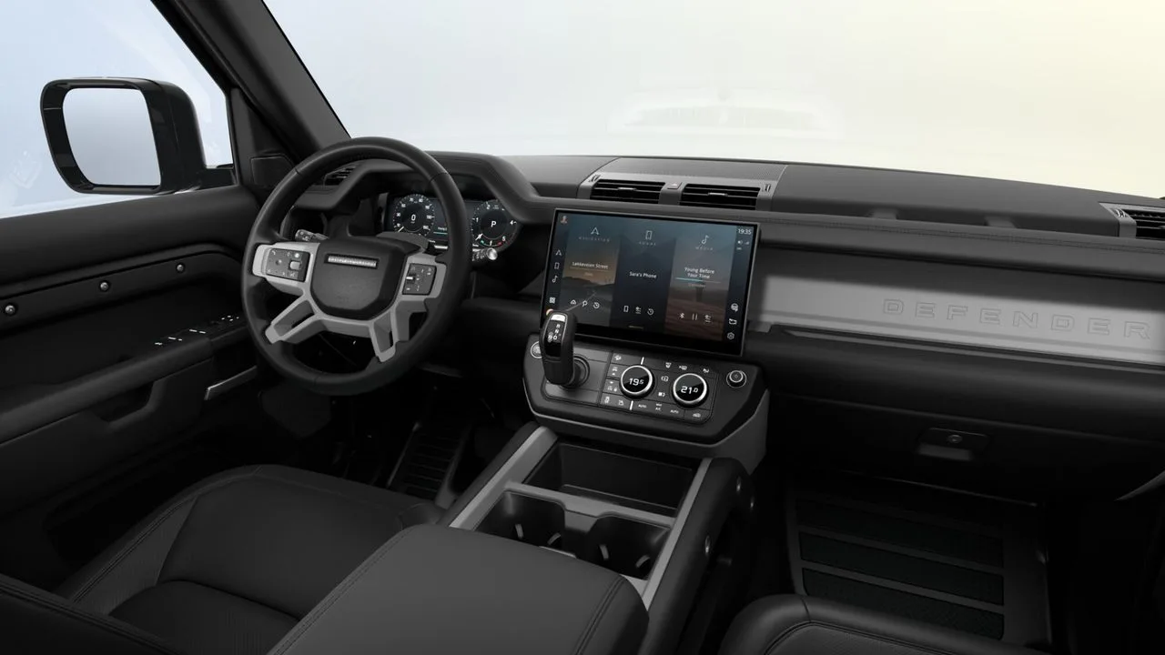 Land Rover Defender 110, 5/6