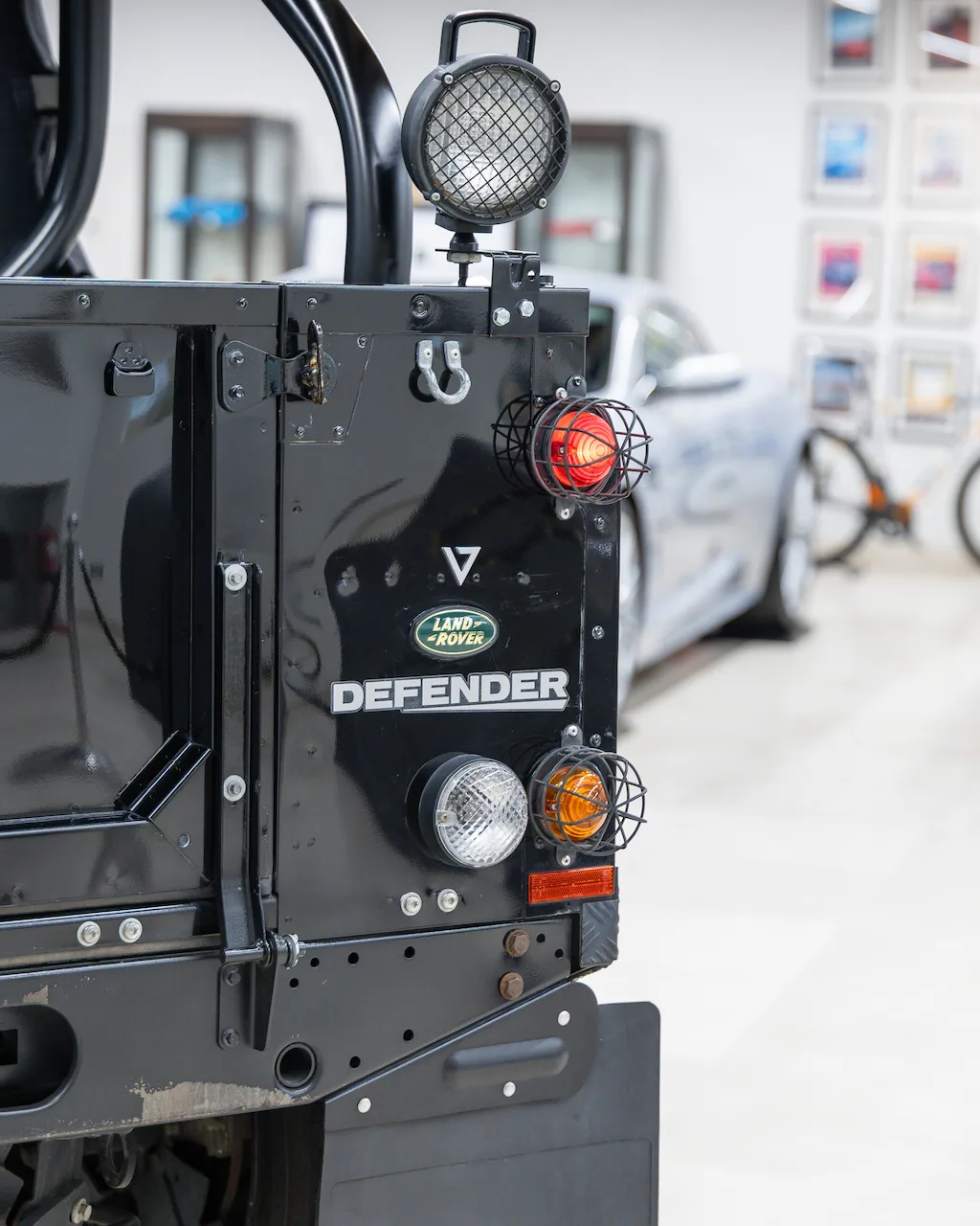 Land Rover Defender 90, 16/19