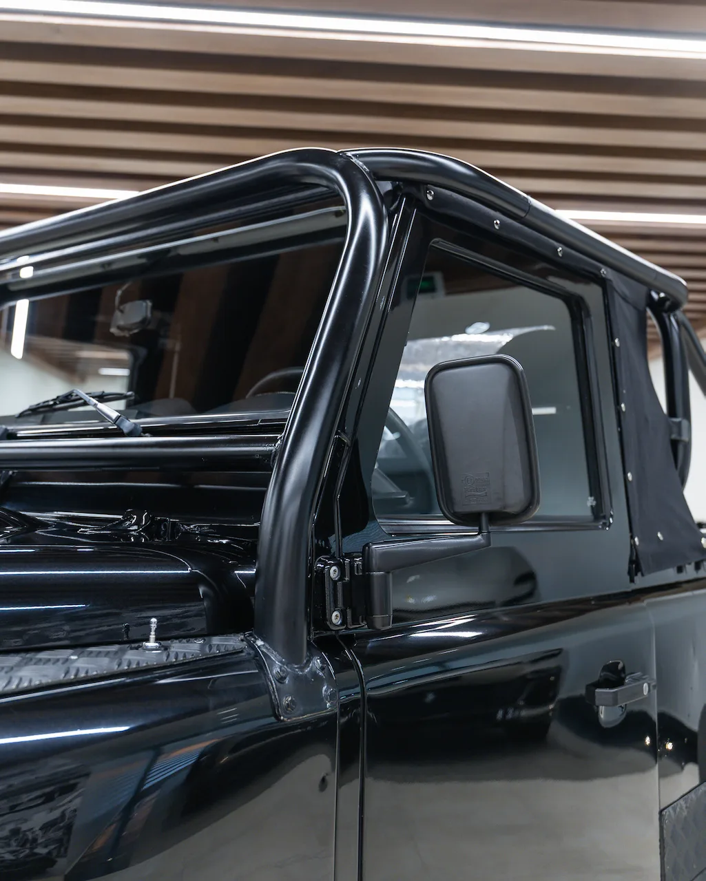 Land Rover Defender 90, 17/19