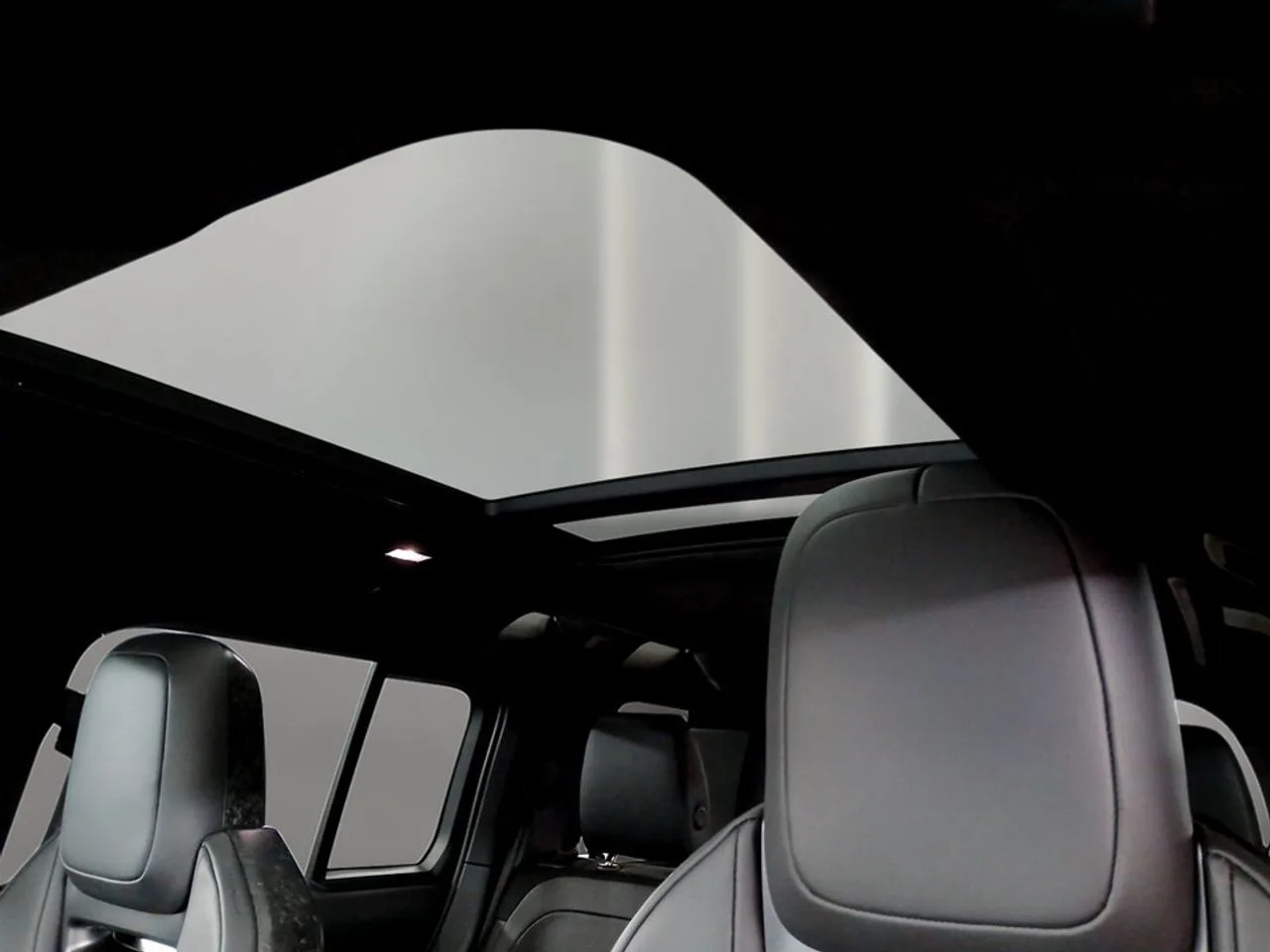 Land Rover Defender OCTA Black, 20/22