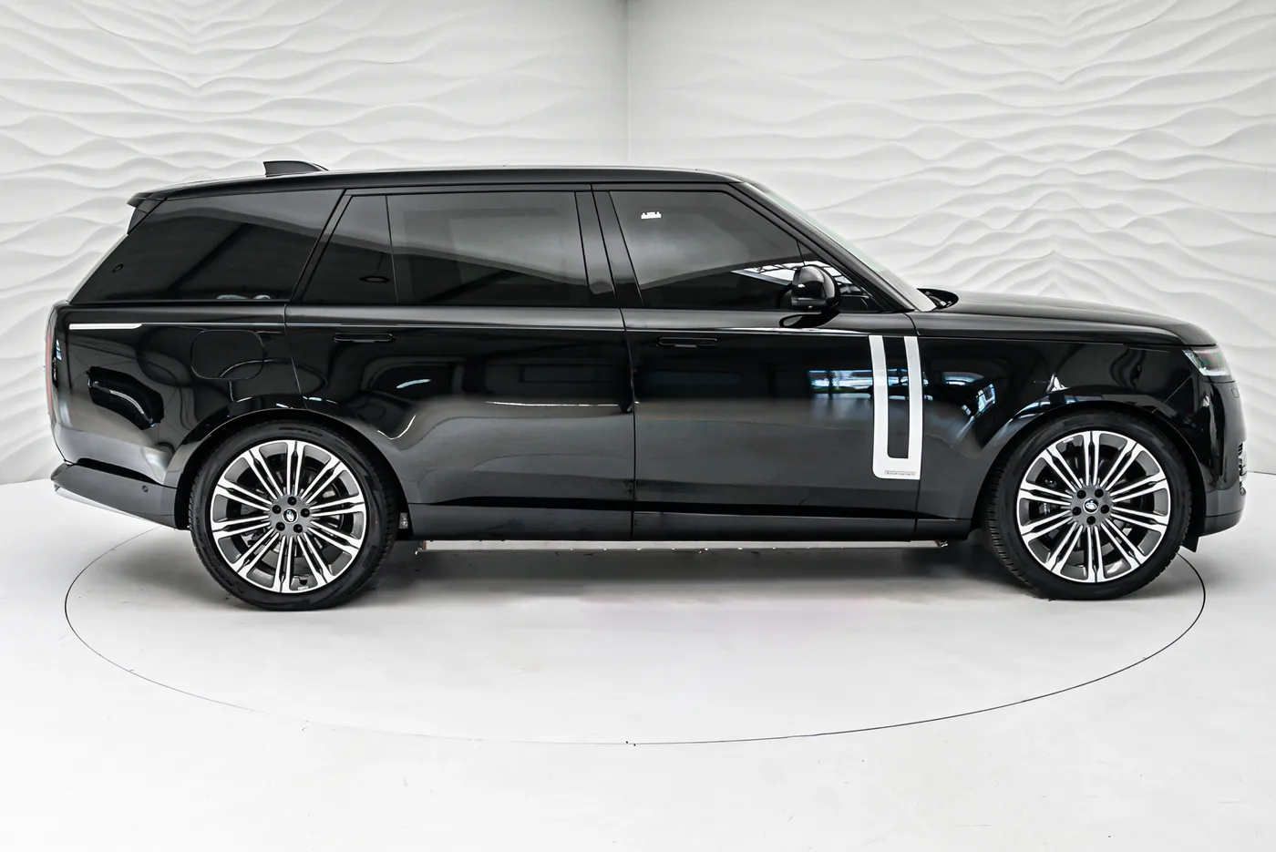 Land Rover Range Rover P530, Autobiography, long, armoured B6 offered by a specialist dealer in Sengenthal, Germany, photo 6 of 10