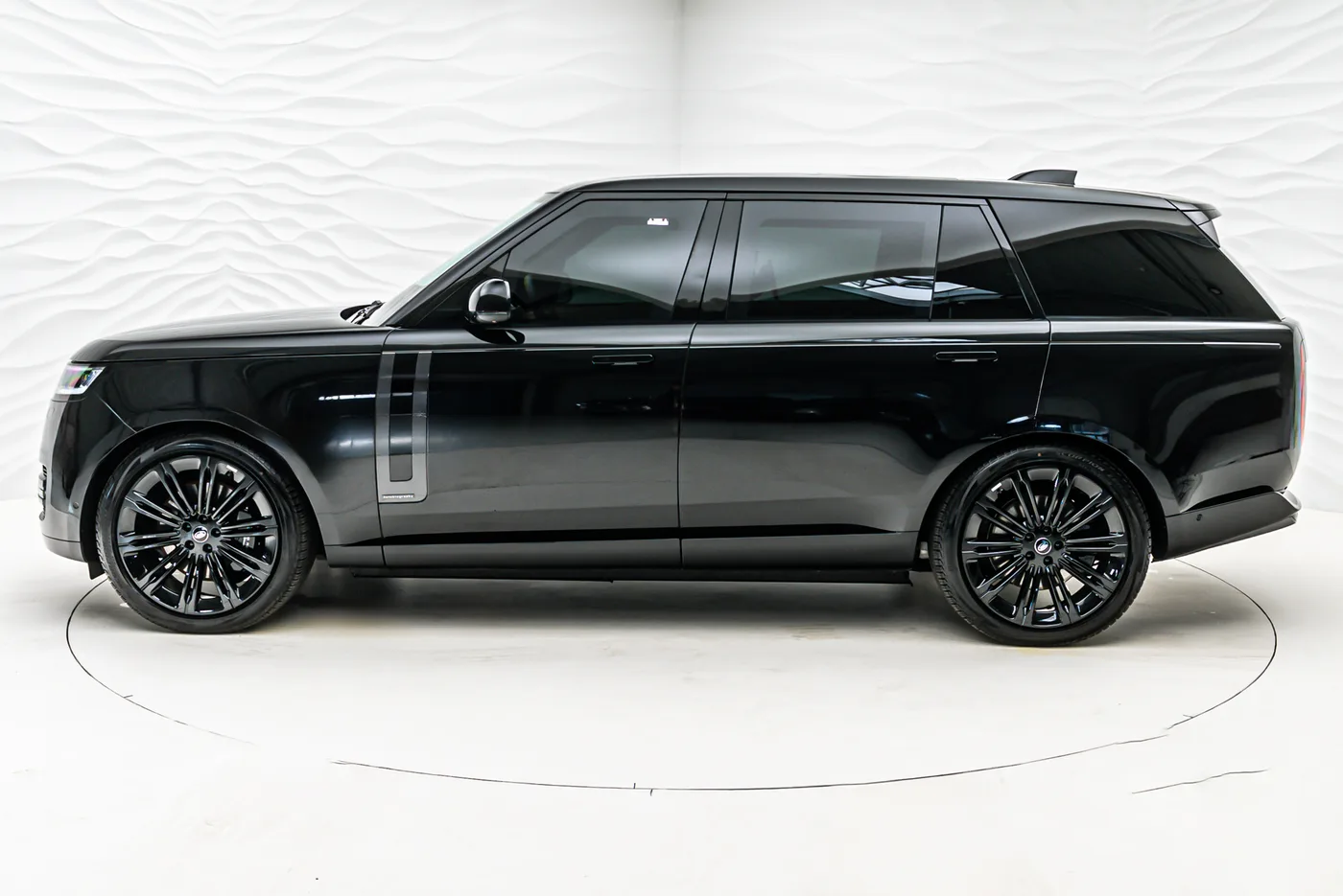 Land Rover Range Rover P530, Autobiography, long, armoured B6 offered by a specialist dealer in Sengenthal, Germany, photo 3 of 10