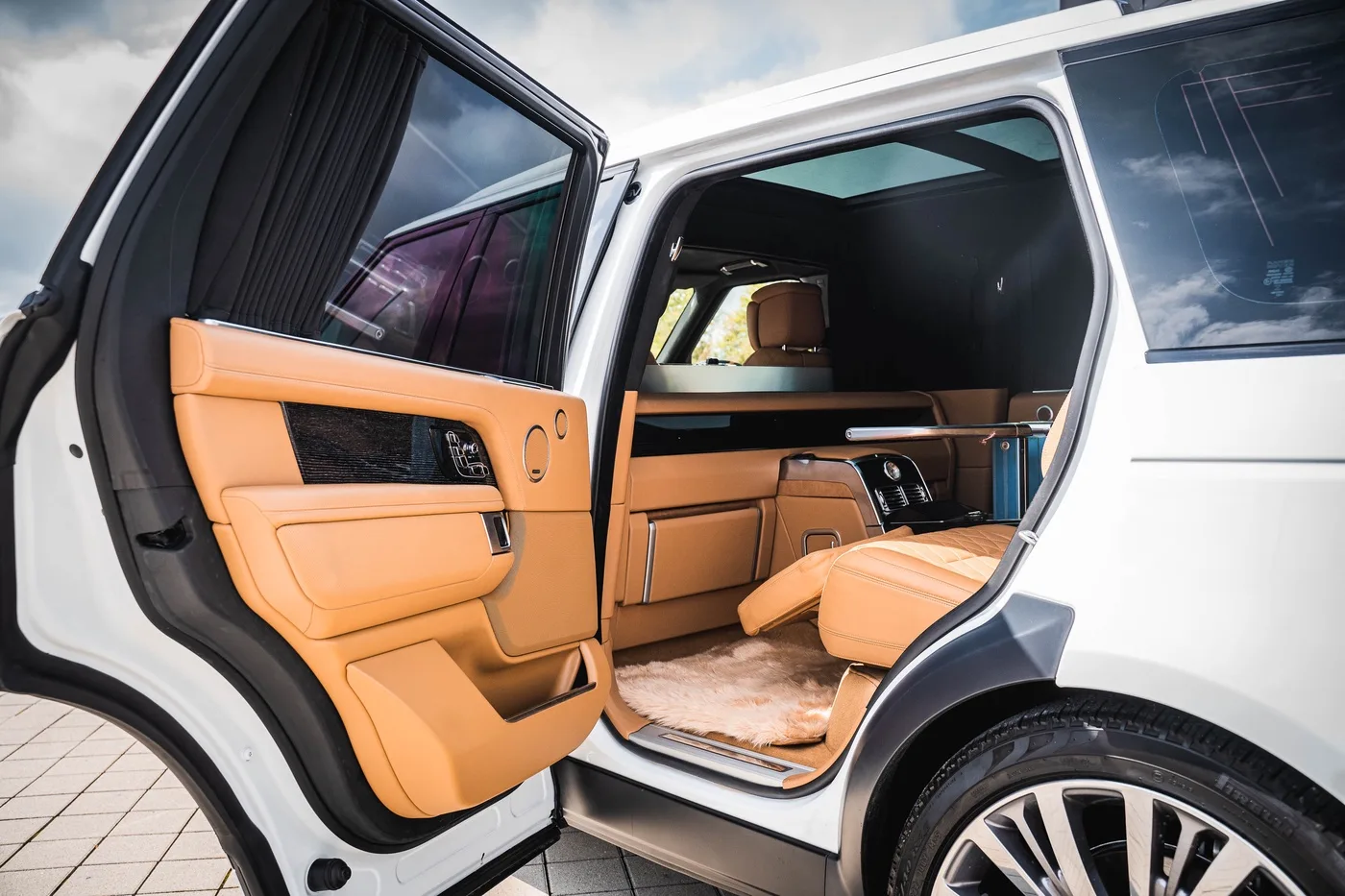 Land Rover Range Rover SV Autobiography, VIP angeboten von einem Fachhändler in Hechingen, Deutschland, Foto 10 von 25