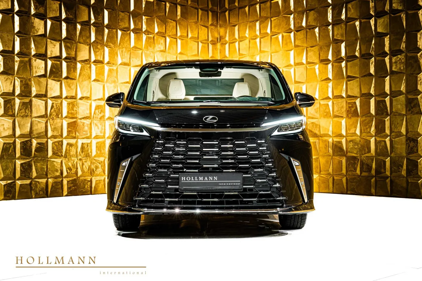 Lexus LM 350h AWD, Luxury angeboten von einem Fachhändler in Stuhr, Deutschland, Foto 3 von 8