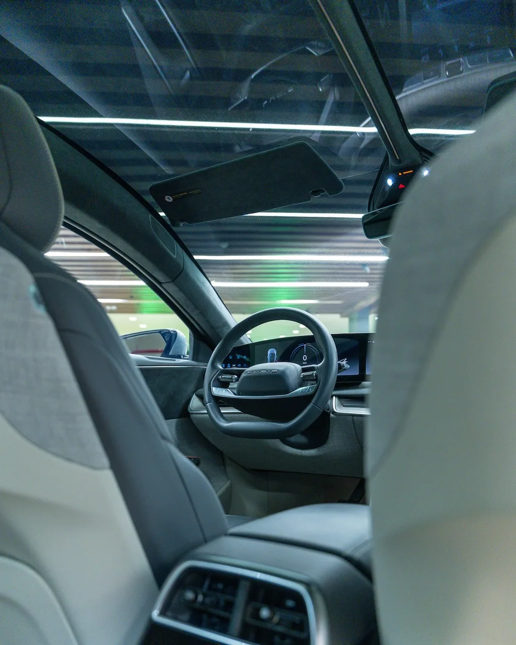 Lucid Air Dream Edition, 17/19