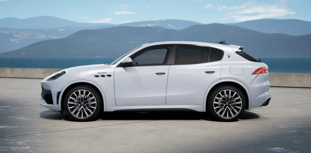 Maserati Grecale Modena offered by a specialist dealer in Böblingen, Germany, photo 3 of 8