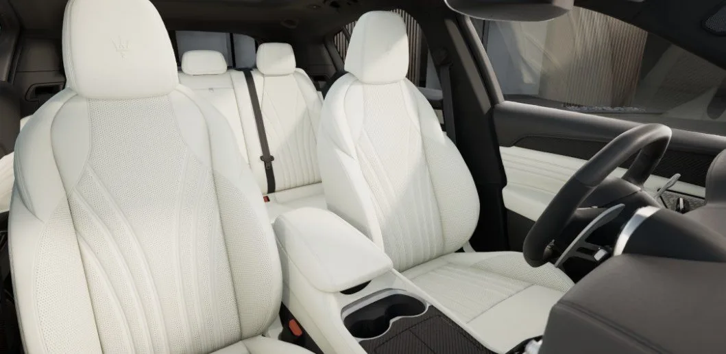 Maserati Grecale Trofeo offered by a specialist dealer in Böblingen, Germany, photo 5 of 8