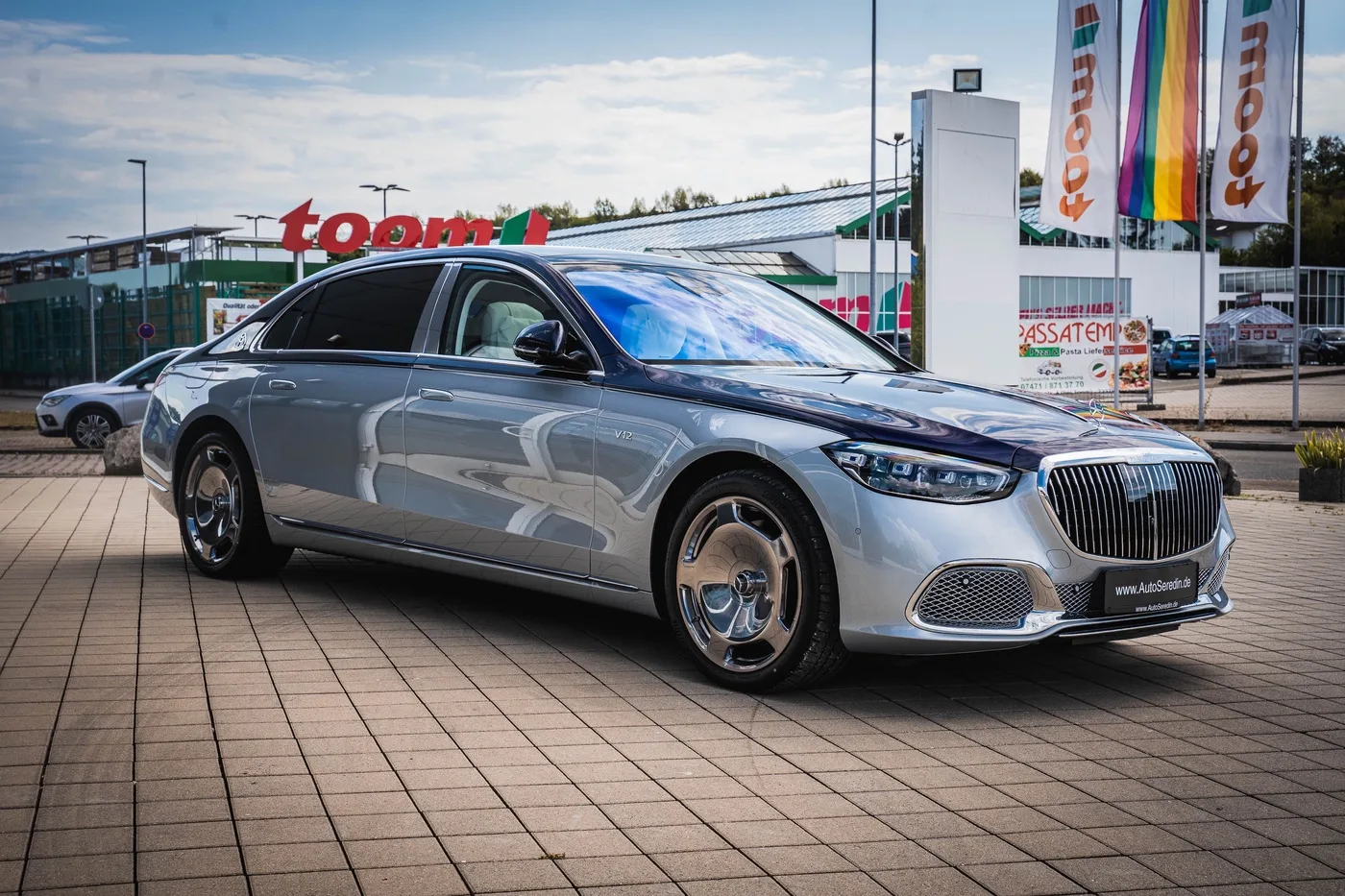 Mercedes-Maybach S 680 4MATIC proposée par un concessionnaire spécialisé à Hechingen, Allemagne, photo 7 sur 25