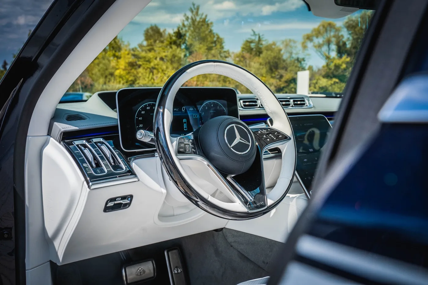 Mercedes-Maybach S 680 4MATIC proposée par un concessionnaire spécialisé à Hechingen, Allemagne, photo 9 sur 25