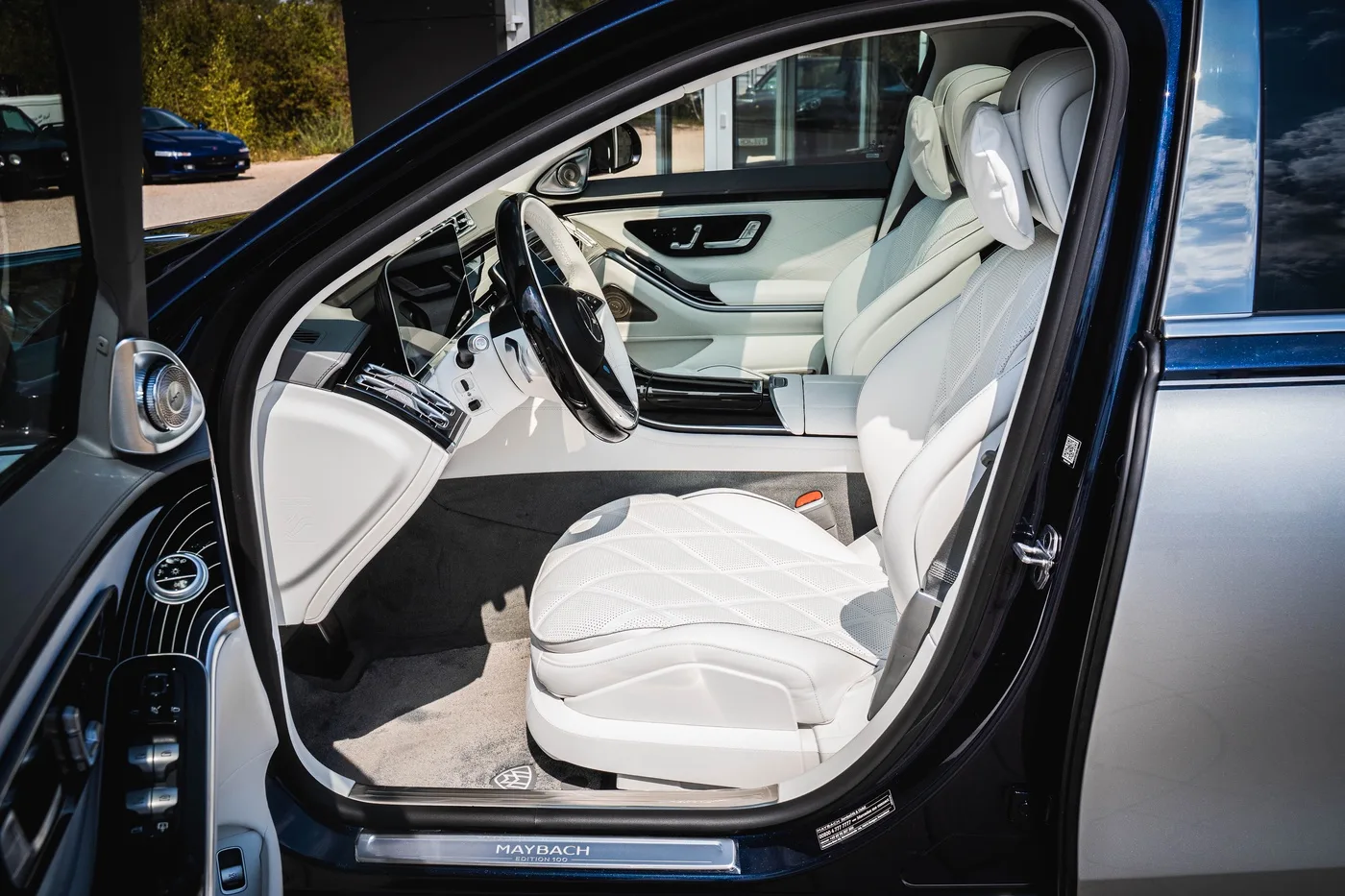 Mercedes-Maybach S 680 4MATIC proposée par un concessionnaire spécialisé à Hechingen, Allemagne, photo 11 sur 25
