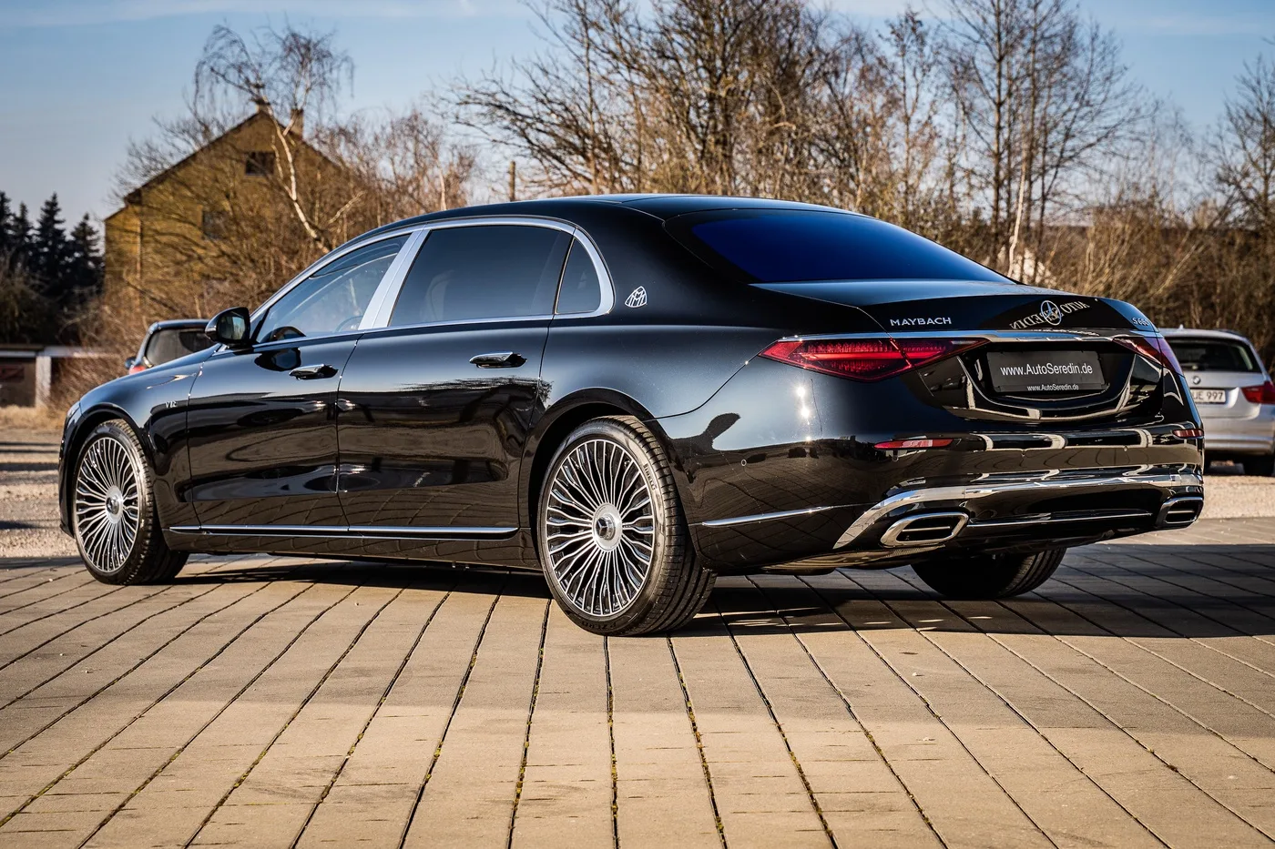 Mercedes-Maybach S 680 4MATIC offered by a specialist dealer in Hechingen, Germany, photo 3 of 25