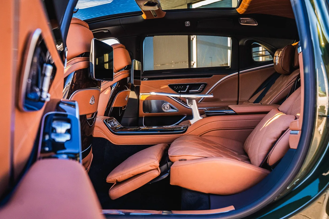 Mercedes-Maybach S 680 proposée par un concessionnaire spécialisé à Hechingen, Allemagne, photo 17 sur 25