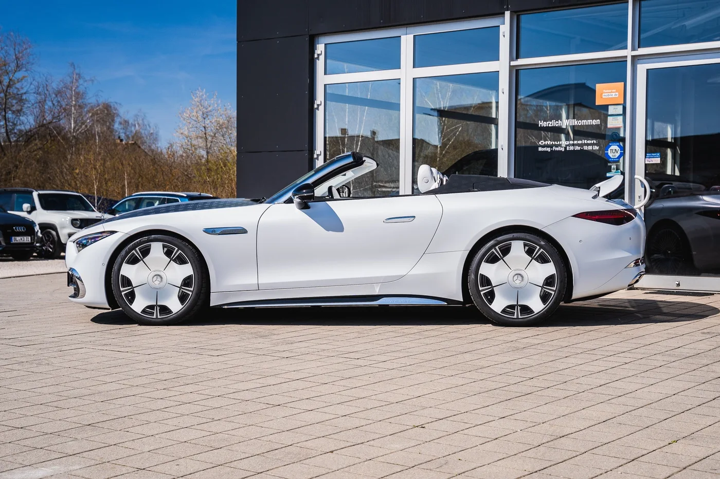 Mercedes-Maybach SL 680 angeboten von einem Fachhändler in Hechingen, Deutschland, Foto 2 von 25