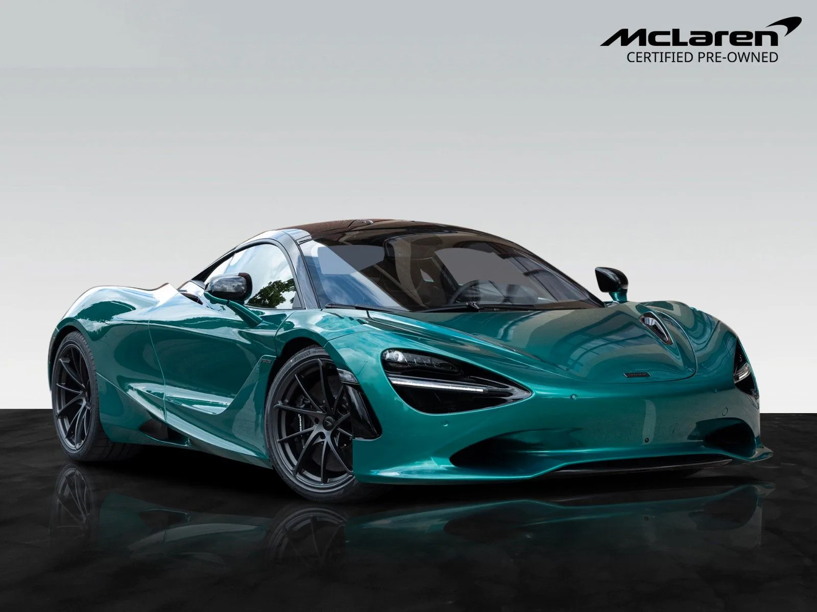 McLaren 750S proposée par un concessionnaire agréé à Munich, Allemagne, photo principale