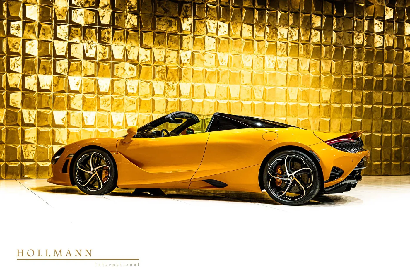 McLaren 750S Spider proposée par un concessionnaire spécialisé à Stuhr, Allemagne, photo 7 sur 8