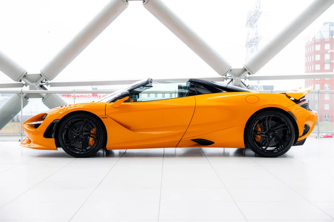 McLaren 750S Spider angeboten von einem offiziellen McLaren und Morgan-Vertragshändler in Utrecht, Niederlande, Foto 8 von 25