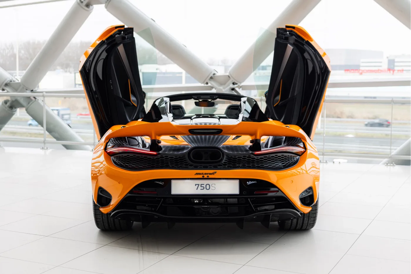 McLaren 750S Spider angeboten von einem offiziellen McLaren und Morgan-Vertragshändler in Utrecht, Niederlande, Foto 11 von 25
