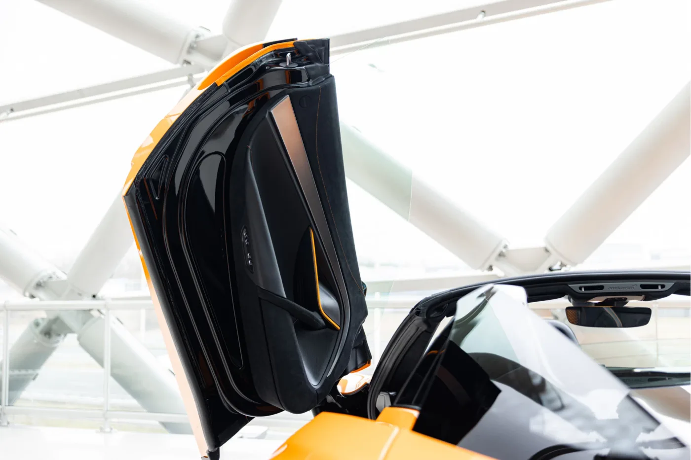 McLaren 750S Spider angeboten von einem offiziellen McLaren und Morgan-Vertragshändler in Utrecht, Niederlande, Foto 13 von 25