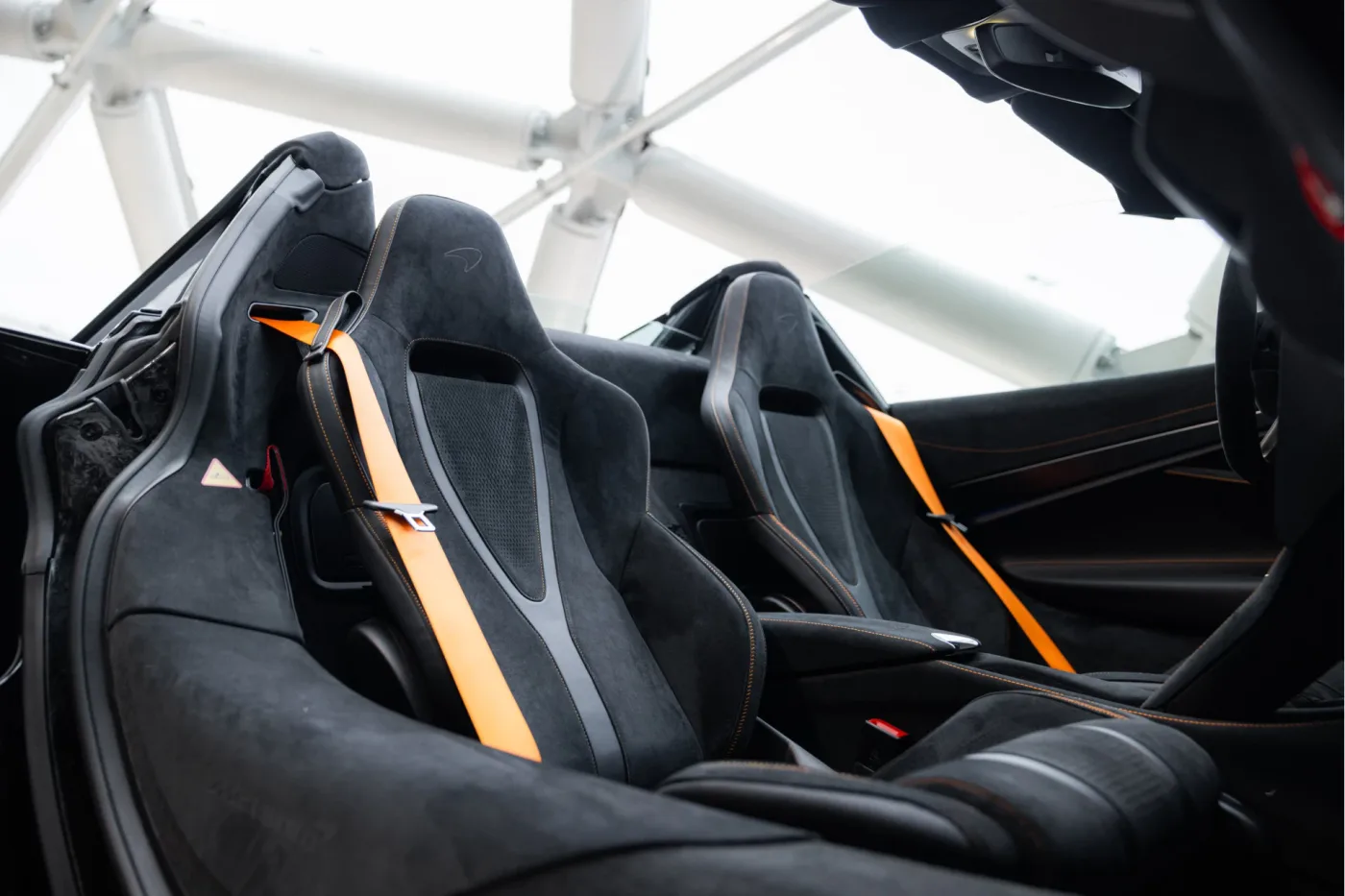 McLaren 750S Spider proposée par un concessionnaire agréé McLaren et Morgan à Utrecht, Pays-Bas, photo 4 sur 25