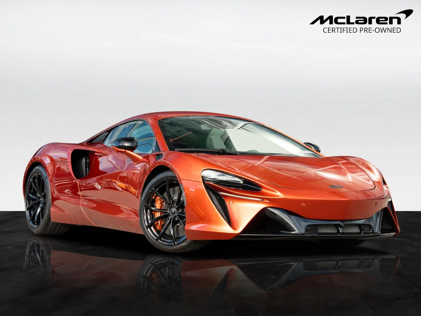 McLaren Artura angeboten von einem Vertragshändler in Hockenheim, Deutschland, Hauptfoto
