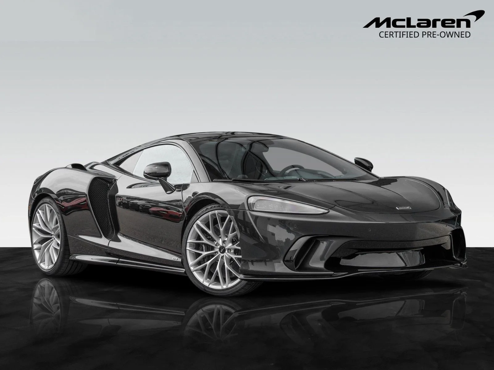 McLaren GTS proposée par un concessionnaire agréé à Böblingen, Allemagne, photo principale