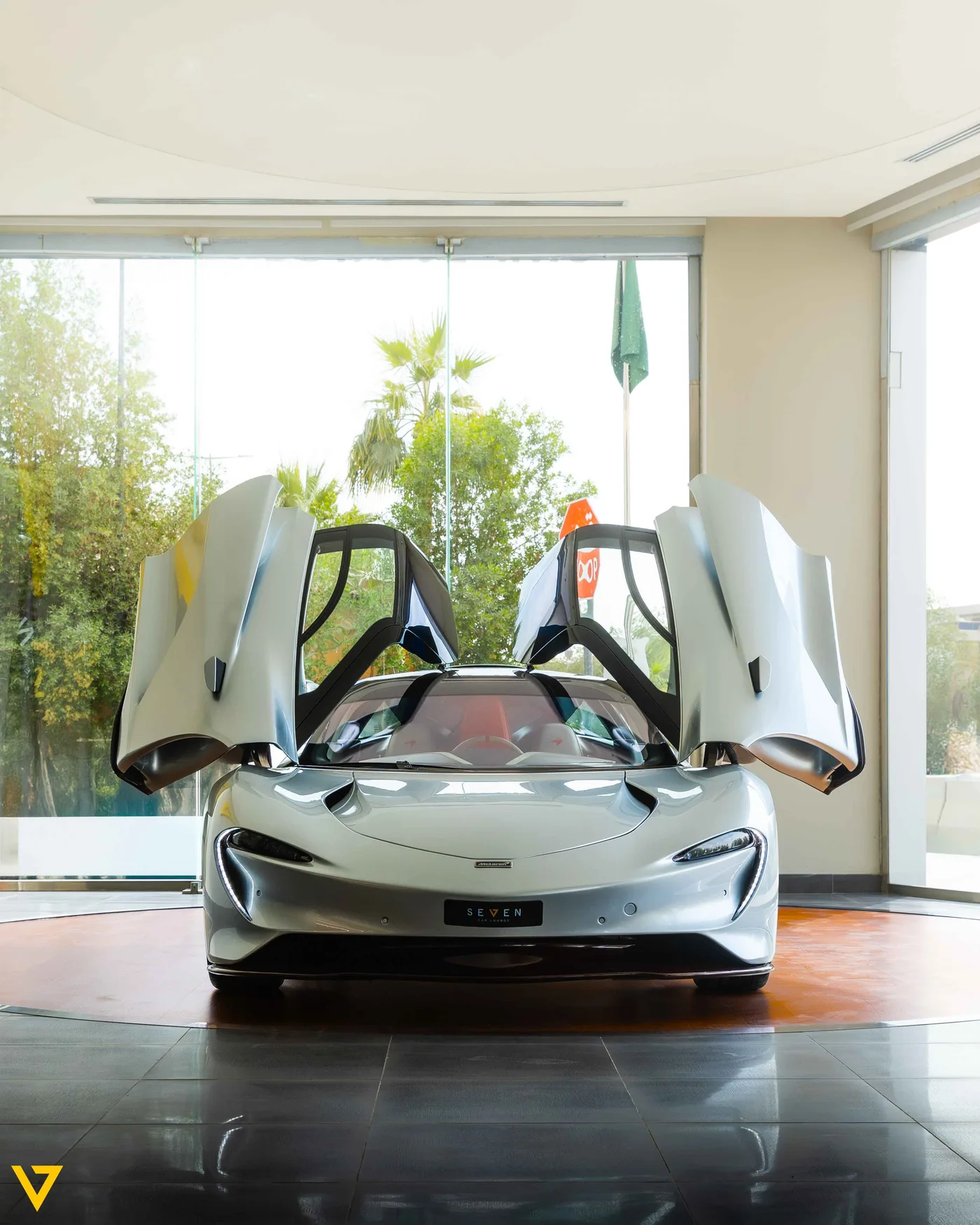 McLaren Speedtail proposée par un spécialiste de la supercar à Riyadh, Arabie saoudite, photo 8 sur 20