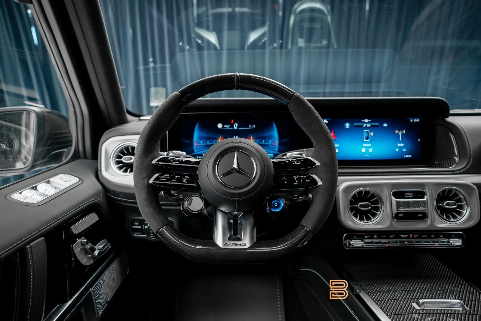 Mercedes-AMG G 63 Superior Line, 21/26