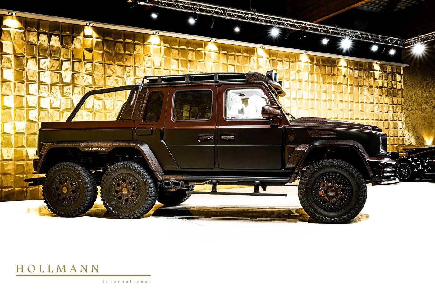 Mercedes-AMG G 63 6x6 proposée par un concessionnaire spécialisé à Stuhr, Allemagne, photo 2 sur 8