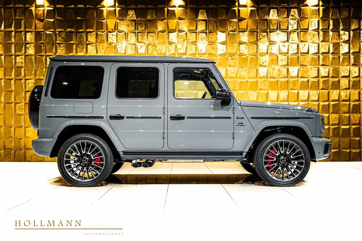 Mercedes-AMG G 63 facelift offered by a specialist dealer in Stuhr, Germany, photo 3 of 8
