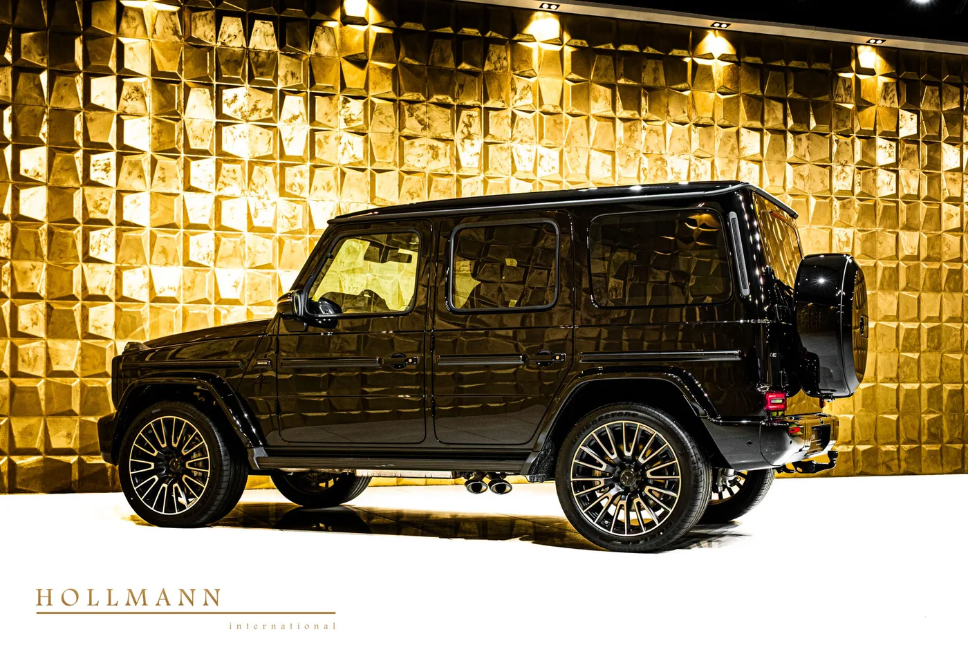 Mercedes-AMG G 63 facelift offered by a specialist dealer in Stuhr, Germany, photo 5 of 8
