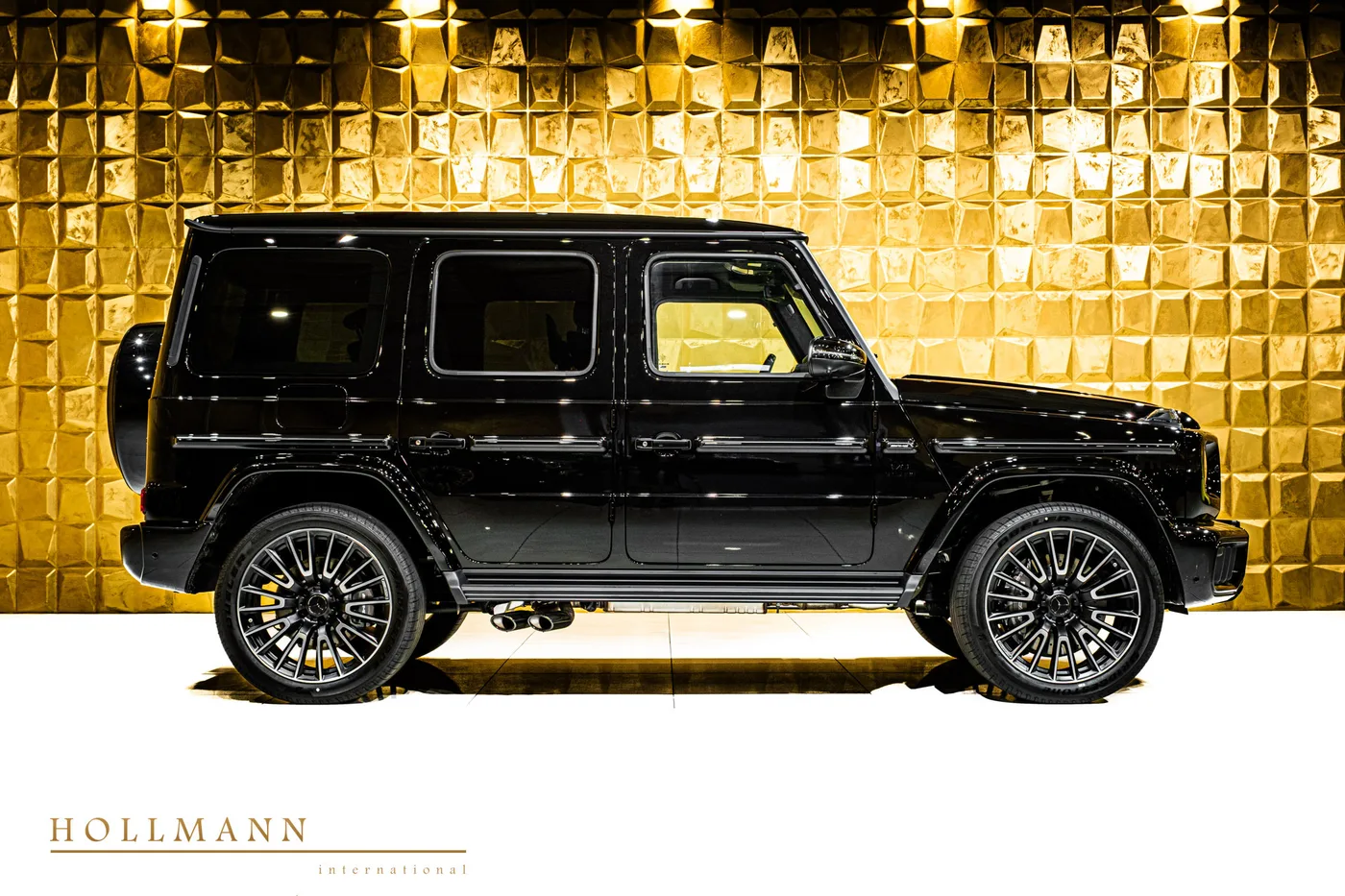 Mercedes-AMG G 63 facelift offered by a specialist dealer in Stuhr, Germany, photo 8 of 8