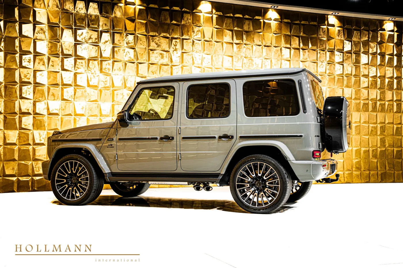Mercedes-AMG G 63 facelift offered by a specialist dealer in Stuhr, Germany, photo 6 of 8