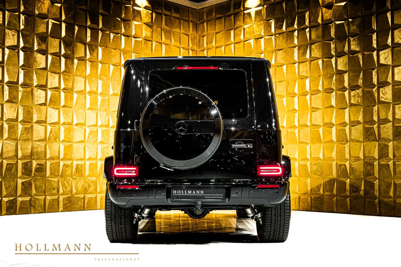 Mercedes-AMG G 63 facelift offered by a specialist dealer in Stuhr, Germany, photo 4 of 8