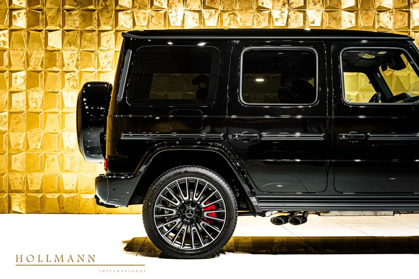 Mercedes-AMG G 63 facelift offered by a specialist dealer in Stuhr, Germany, photo 8 of 8
