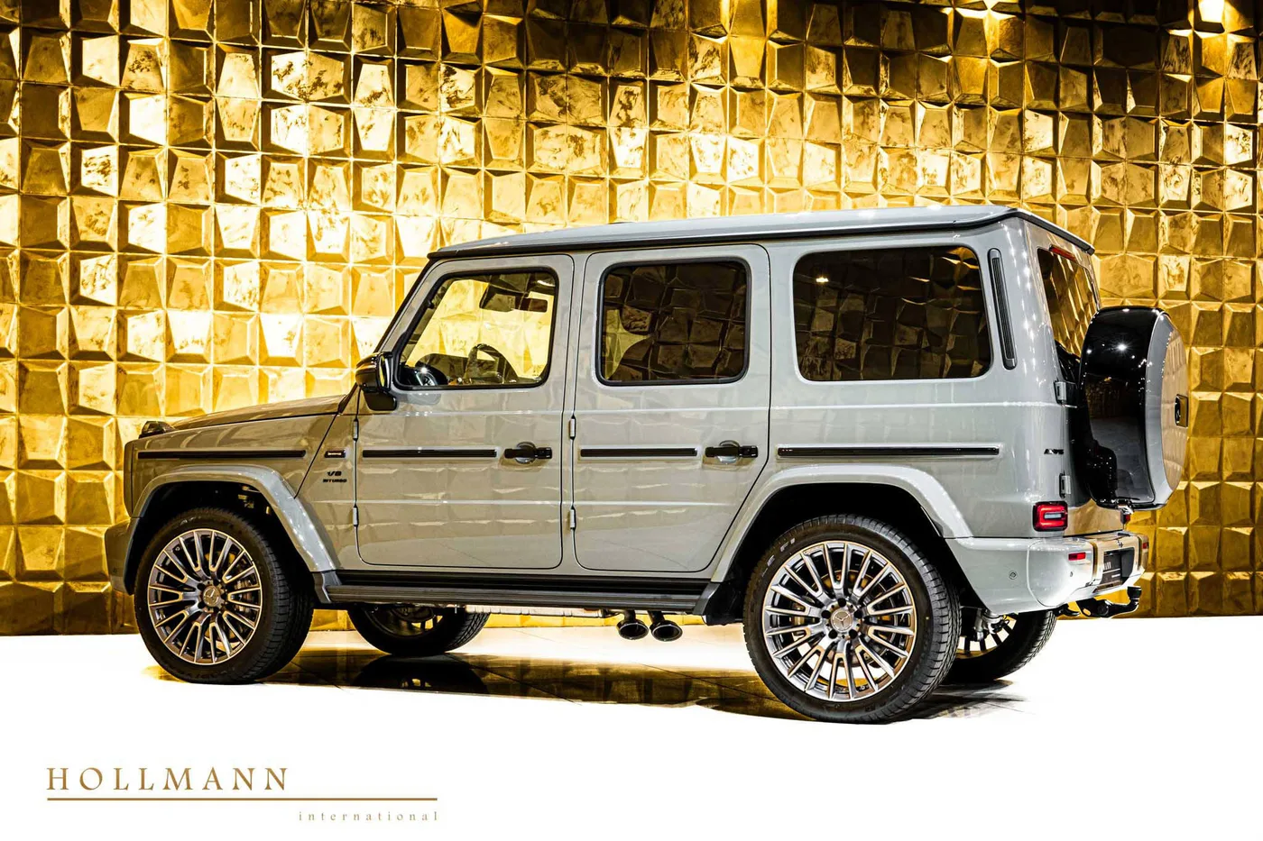 Mercedes-AMG G 63 facelift offered by a specialist dealer in Stuhr, Germany, photo 4 of 8