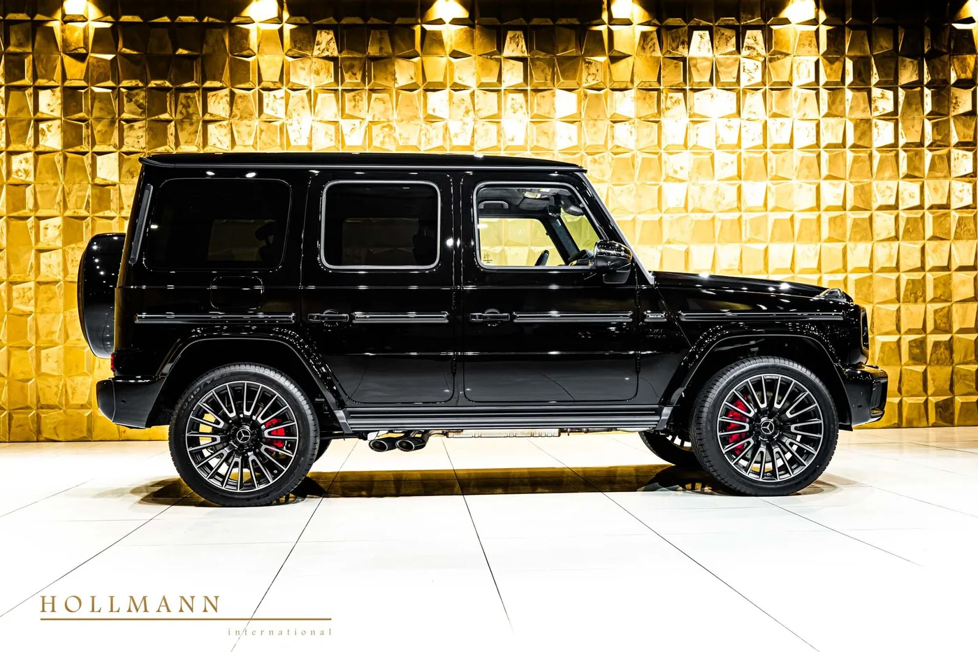 Mercedes-AMG G 63 facelift offered by a specialist dealer in Stuhr, Germany, photo 8 of 8