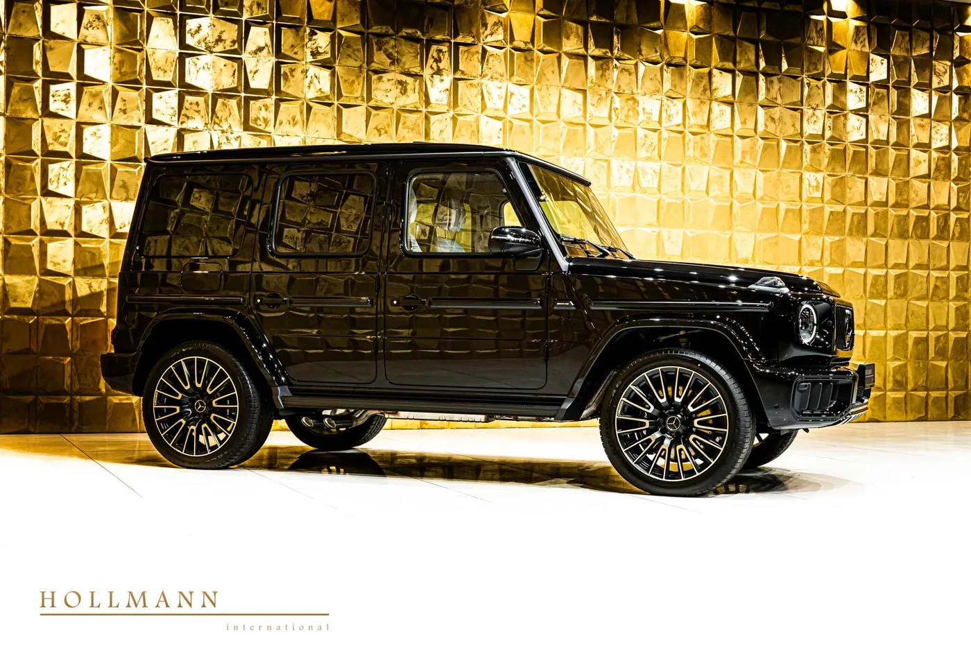 Mercedes-AMG G 63 facelift proposée par un concessionnaire spécialisé à Stuhr, Allemagne, photo 2 sur 8