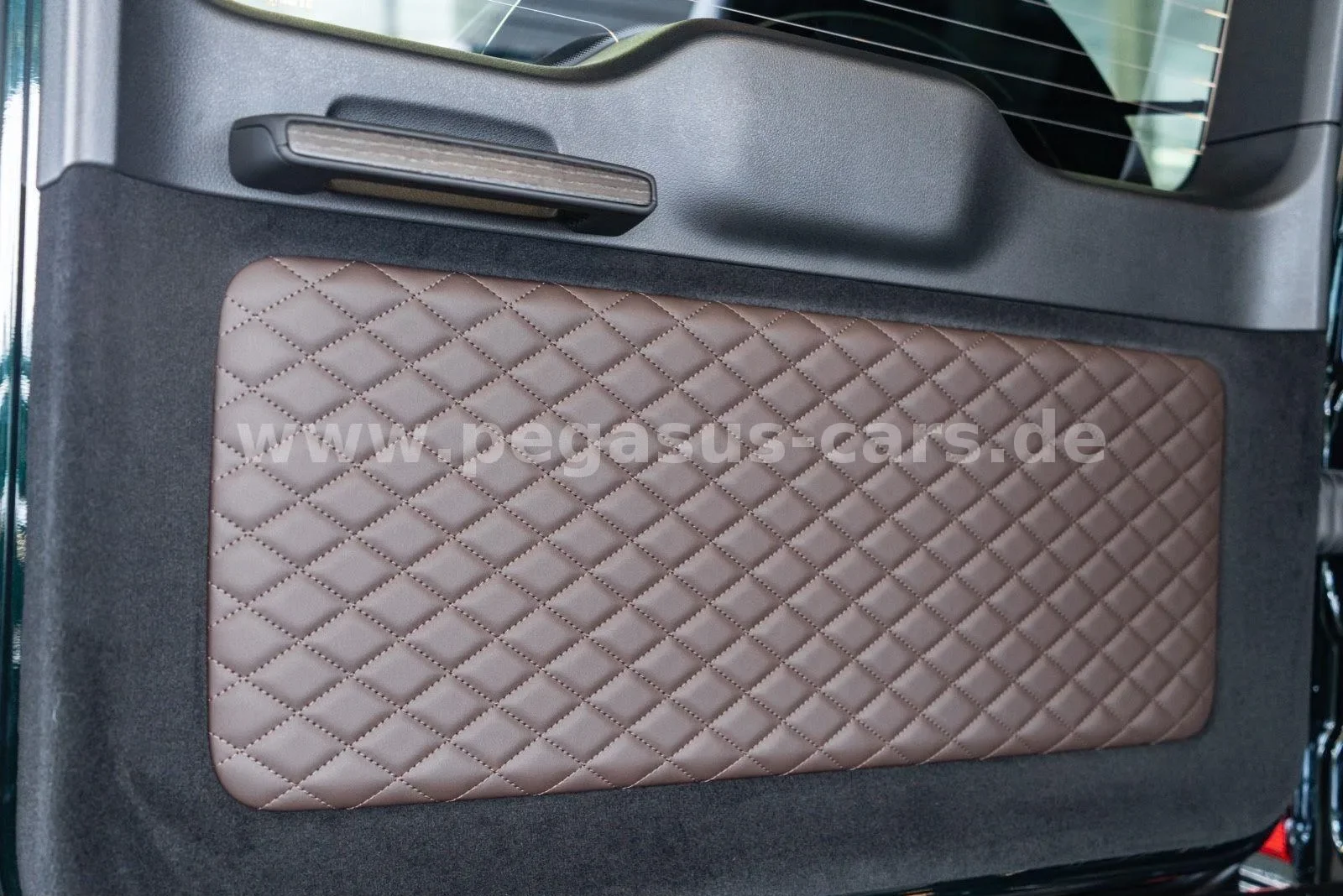 Mercedes-AMG G 63 Superior Line, 27/30