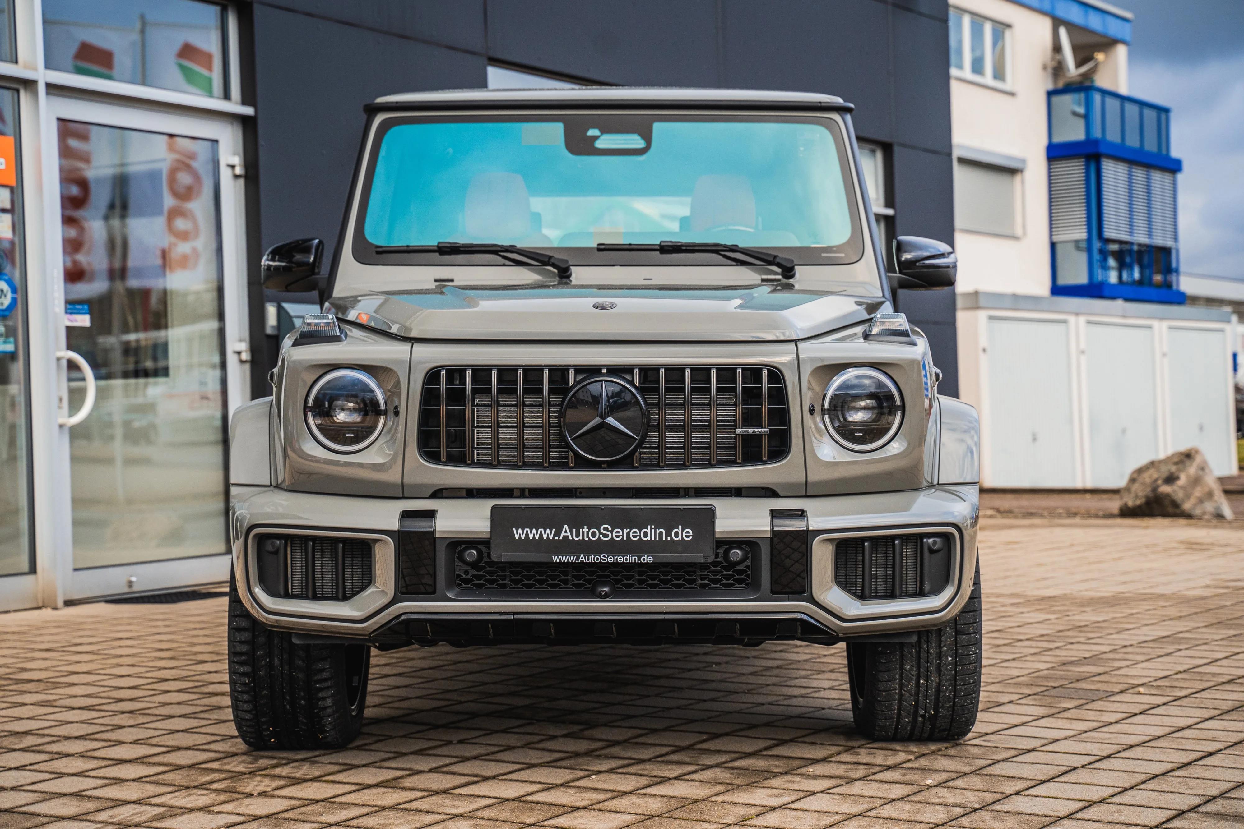 Mercedes-AMG G 63, 3/30