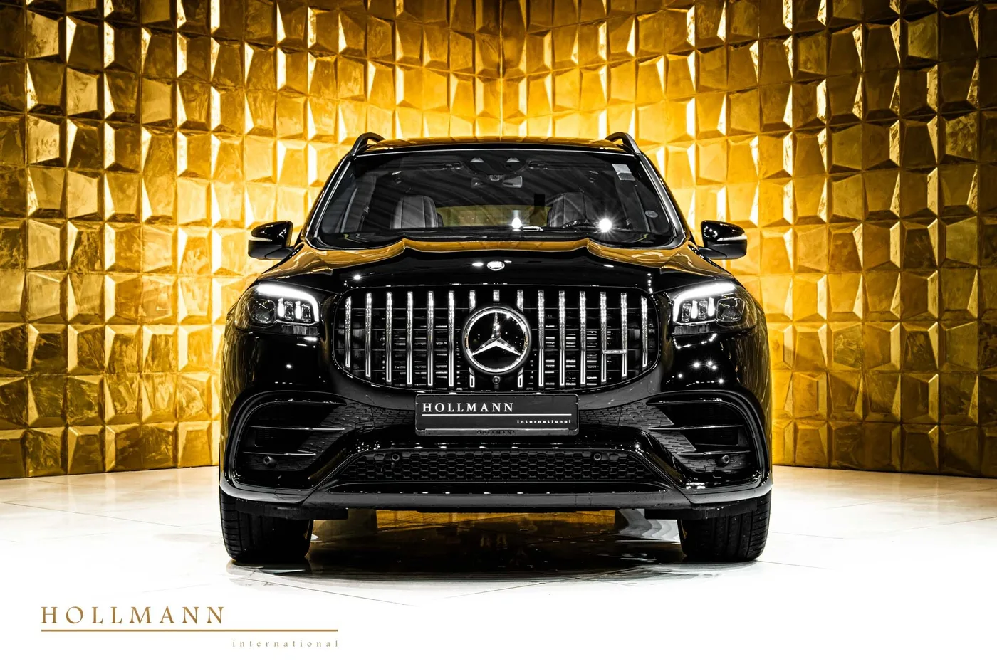 Mercedes-AMG GLS 63 4MATIC, facelift offered by a specialist dealer in Stuhr, Germany, photo 2 of 8