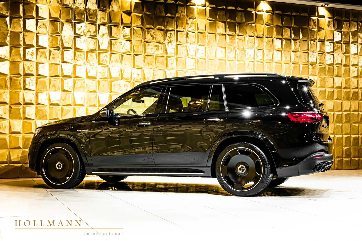 Mercedes-AMG GLS 63 4MATIC, facelift offered by a specialist dealer in Stuhr, Germany, photo 6 of 8